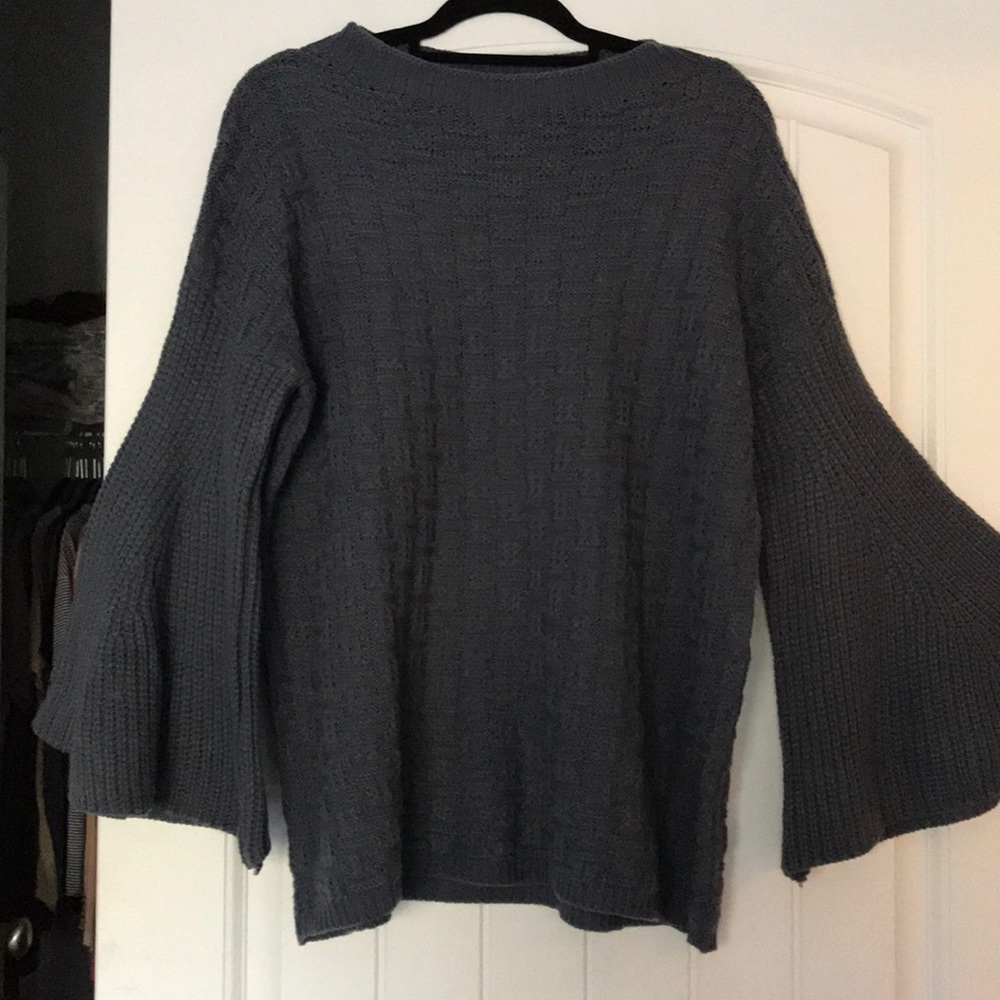 Grey sweater